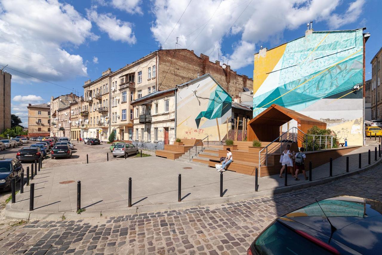 Studio Near Opera Lviv Luaran gambar