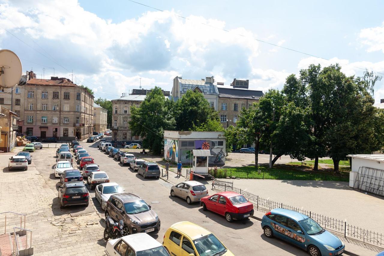 Studio Near Opera Lviv Luaran gambar
